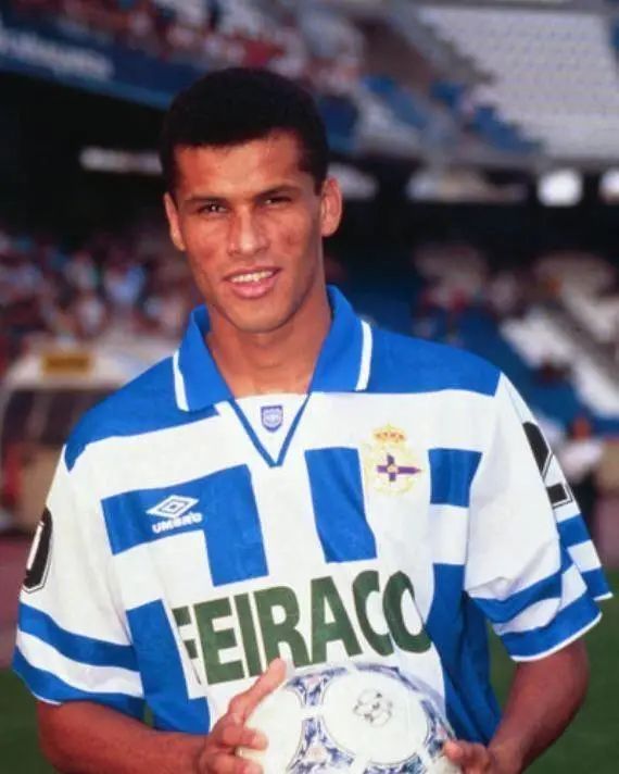 现出了出色 现出了出色