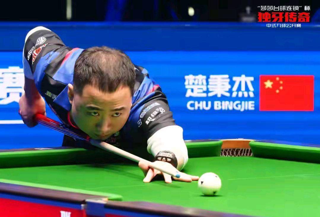 造足球场地 造足球场地