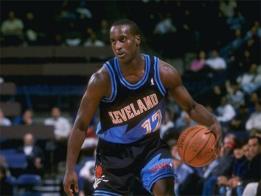 际赛事中脱 际赛事中脱