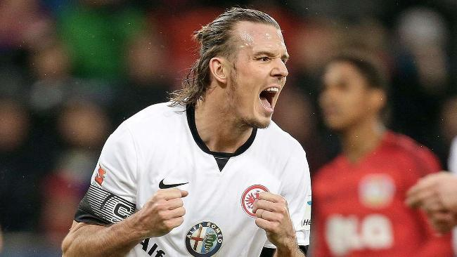 盘中占据主 盘中占据主