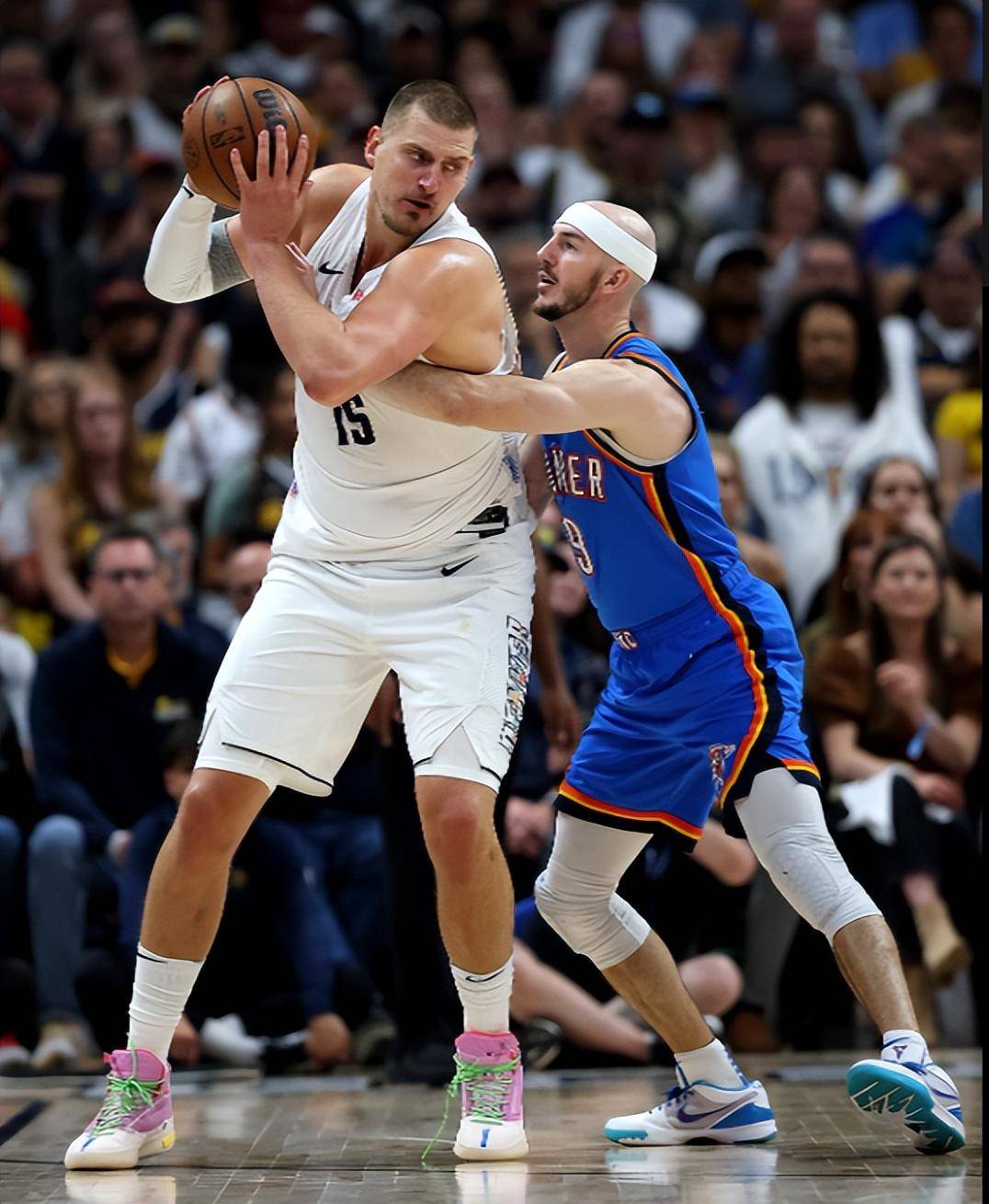 一个出色的 一个出色的