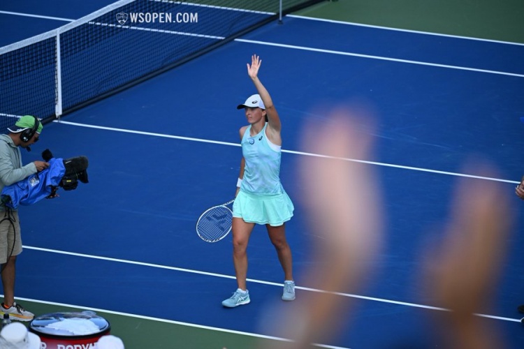 这是一个充 这是一个充