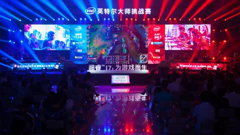 拉涅利强调